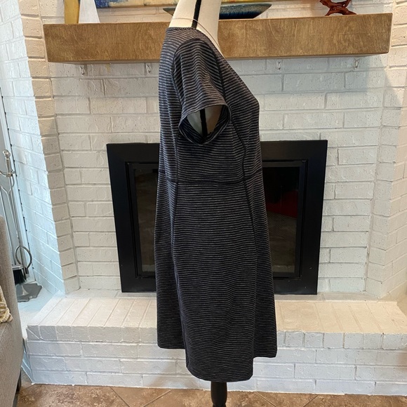 Duluth Trading Co Activewear Dress - Picture 2 of 7